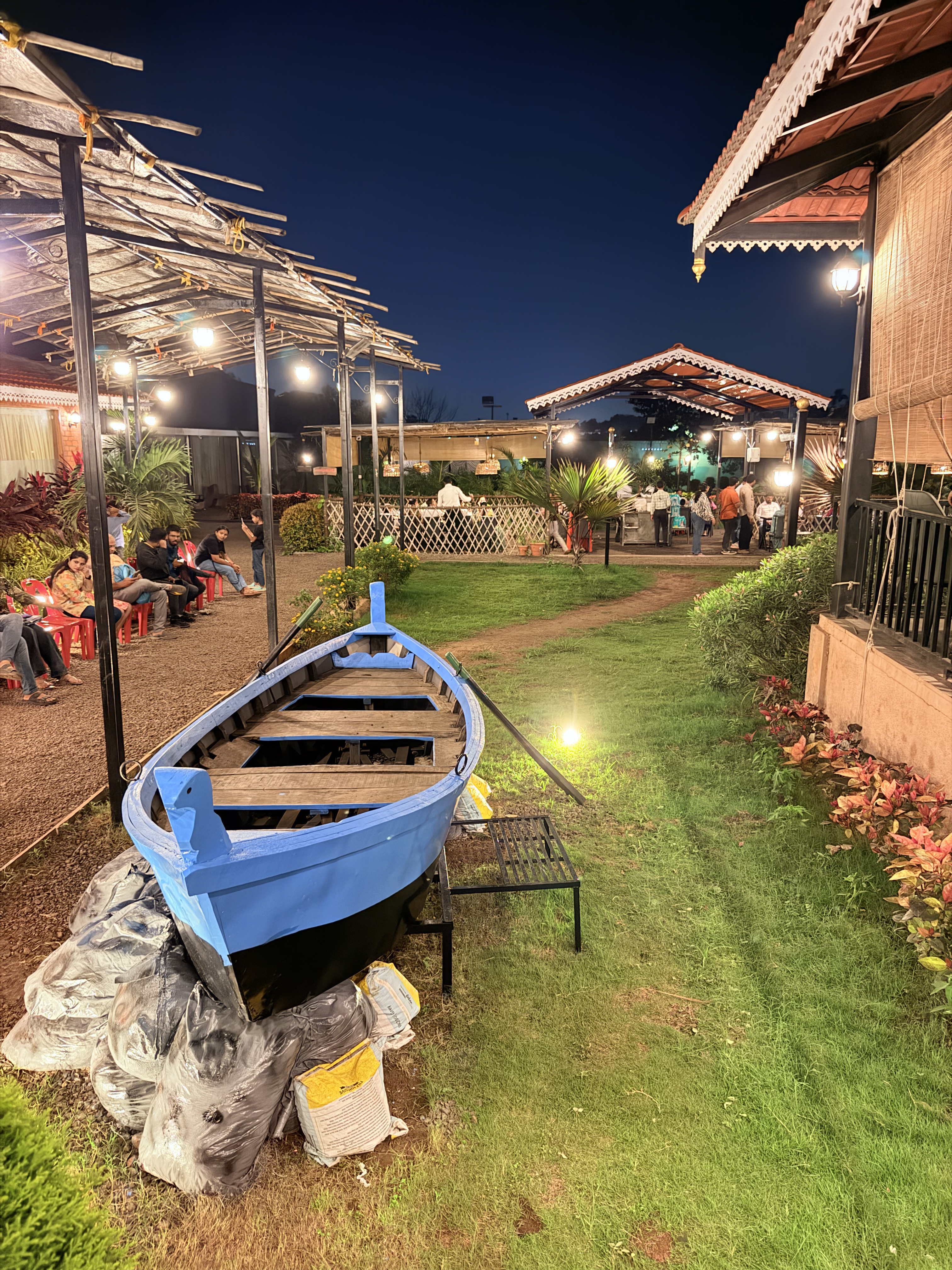 Garden walkway and Konkan boat decor
